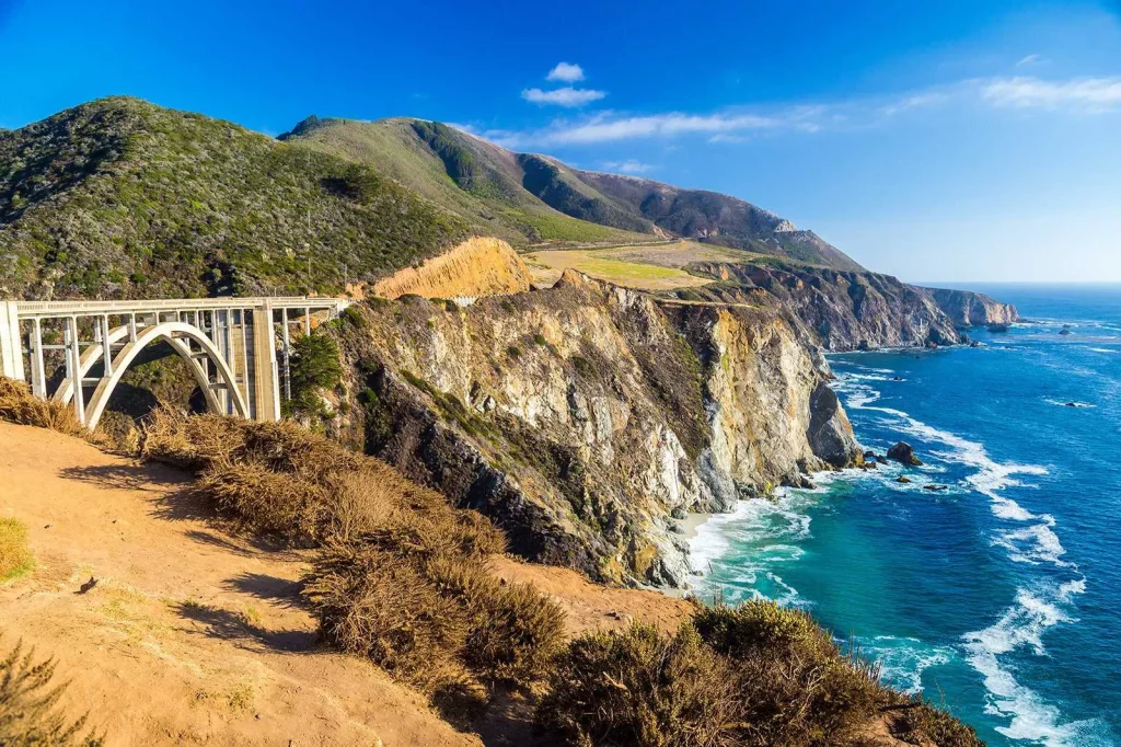 Bờ biển Big Sur ở California