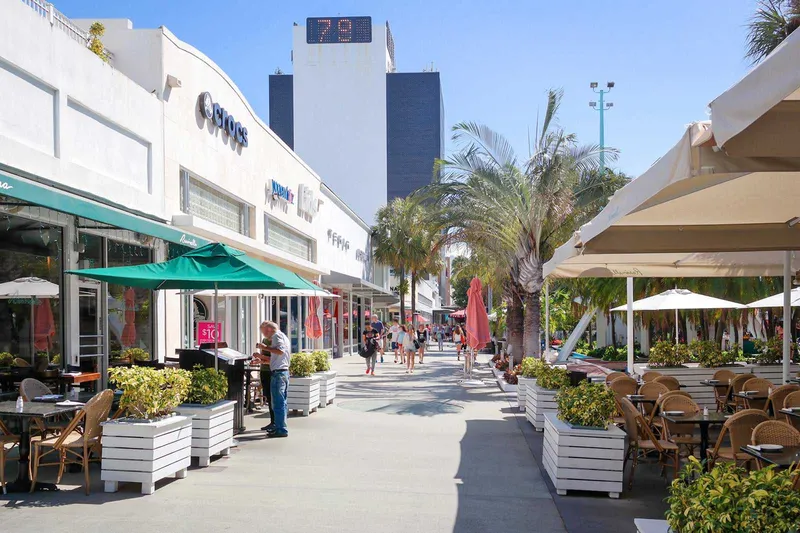 Chợ nông sản Lincoln Road